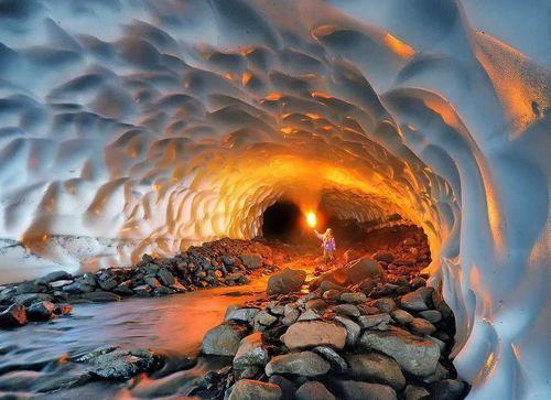 Buz Mağarası-Rusya