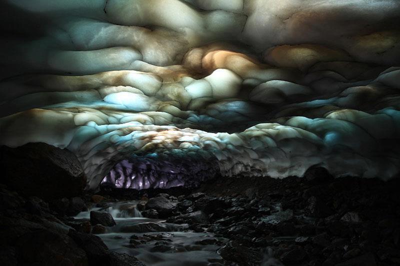 KamchaTka Buz Mağarası-Rusya