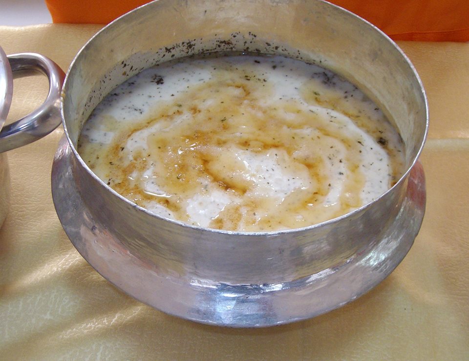Yemek Tarifleri - Yoğurt Çevirme Çorbası